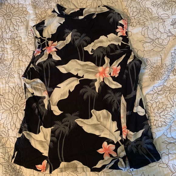 Caribbean Joe Button Up *2 for 20* - Picture 2 of 5